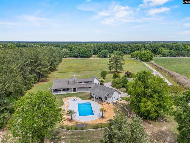 Photo of 213 Tombfield Road