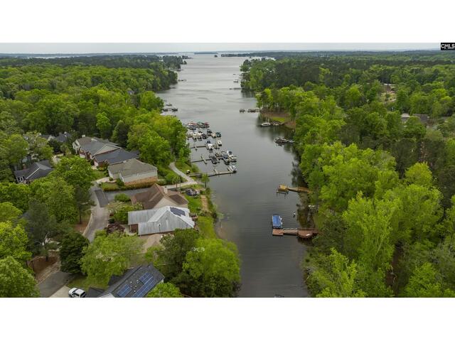 Photo of 124 Pond Edge Lane Photo of 124 Pond Edge Lane