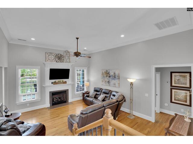 Photo of 402 Holly Berry Circle Photo of 402 Holly Berry Circle