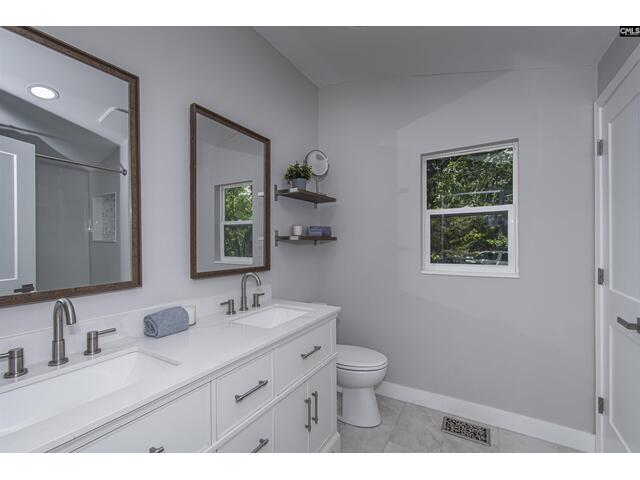 Photo of 363 Langford Road Photo of 363 Langford Road