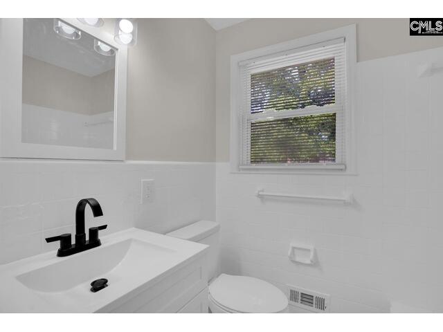 Photo of 1605 Overhill Road Photo of 1605 Overhill Road
