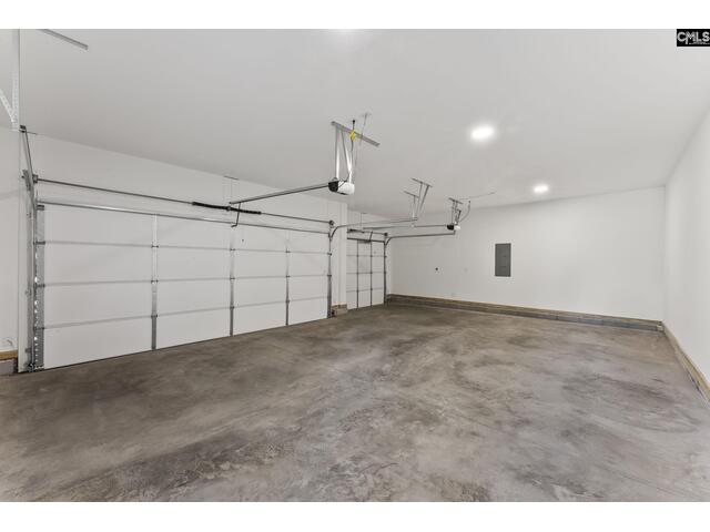 Photo of 1009 Golfpoint Drive