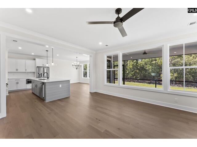 Photo of 1009 Golfpoint Drive