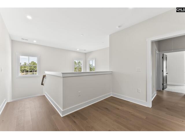 Photo of 1009 Golfpoint Drive