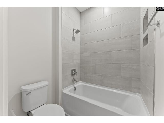 Photo of 1009 Golfpoint Drive