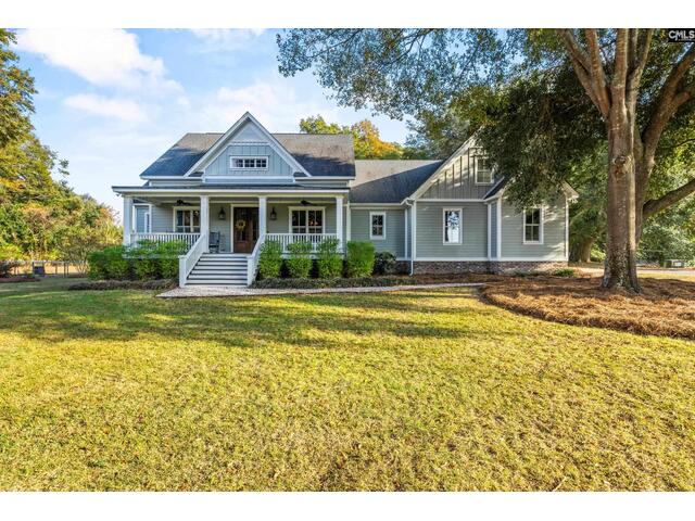 Photo of 221 Ascot Drive