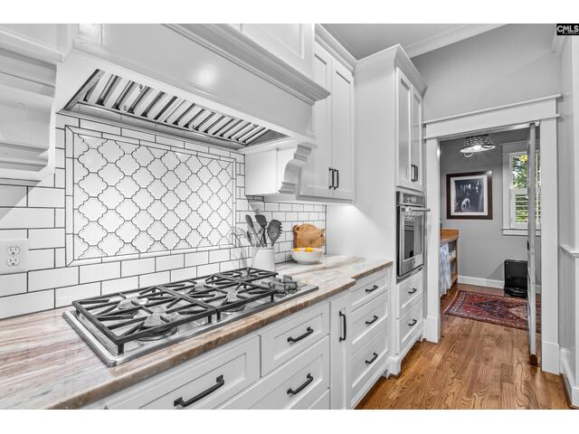 Photo of 221 Ascot Drive