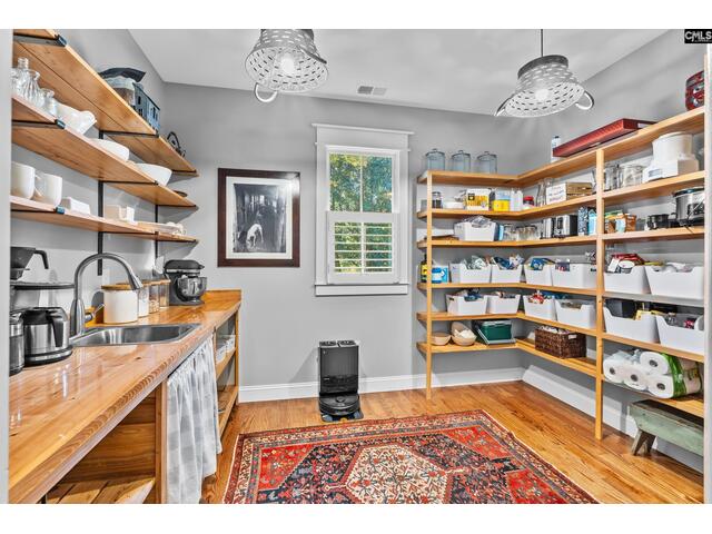 Photo of 221 Ascot Drive