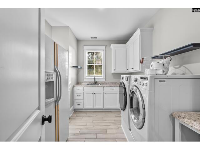 Photo of 221 Ascot Drive