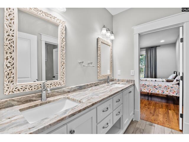 Photo of 221 Ascot Drive