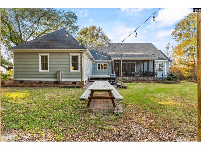 Photo of 221 Ascot Drive