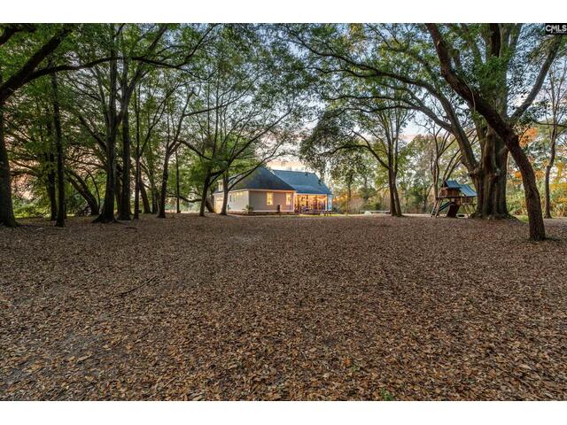 Photo of 221 Ascot Drive