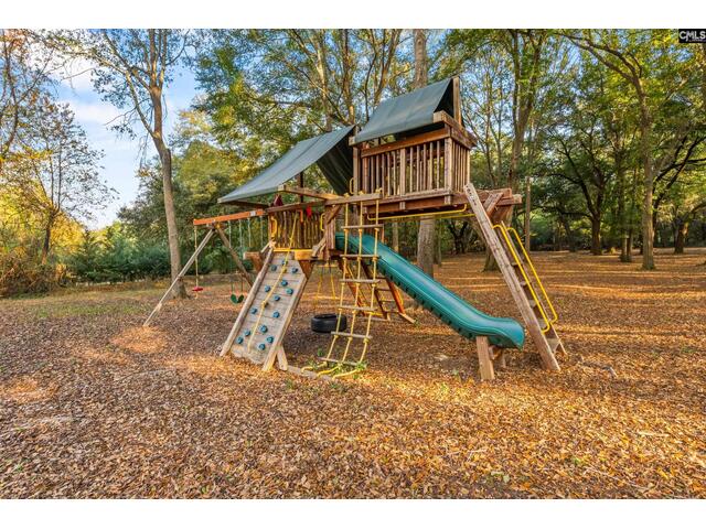 Photo of 221 Ascot Drive