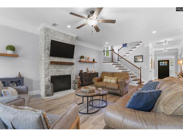 Photo of 102 Longford Court