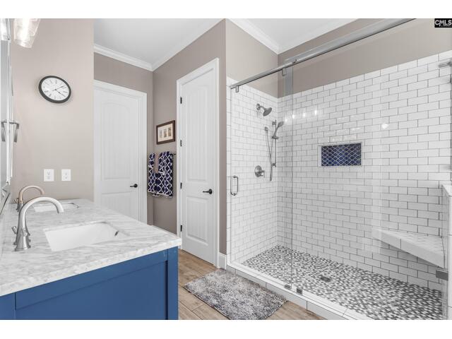 Photo of 102 Longford Court