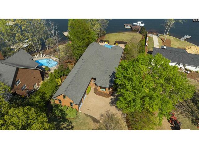 Photo of 467 Greenetree Lane