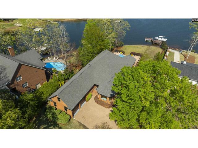 Photo of 467 Greenetree Lane