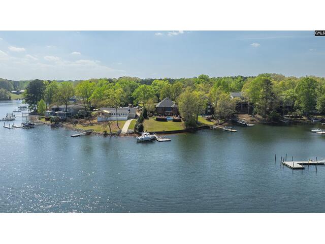 Photo of 467 Greenetree Lane