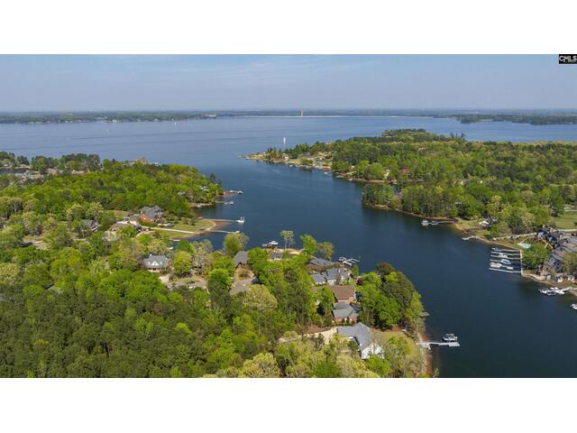 Photo of 467 Greenetree Lane