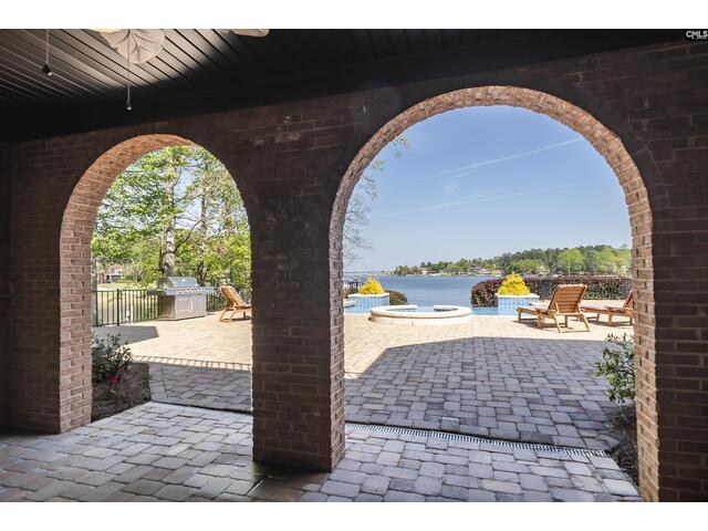 Photo of 467 Greenetree Lane