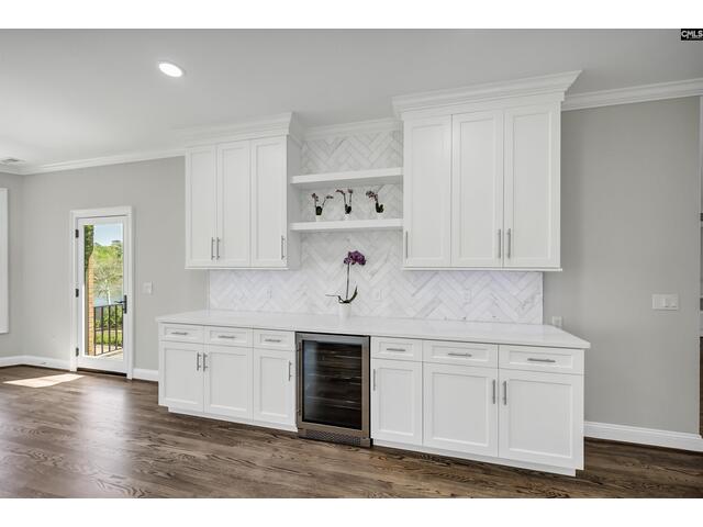 Photo of 467 Greenetree Lane