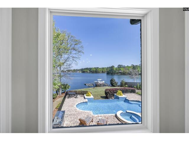 Photo of 467 Greenetree Lane