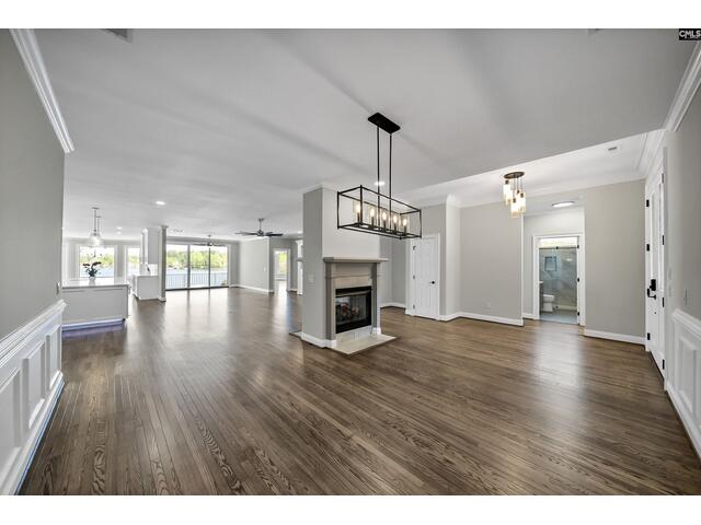 Photo of 467 Greenetree Lane