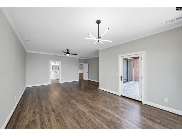 Photo of 467 Greenetree Lane