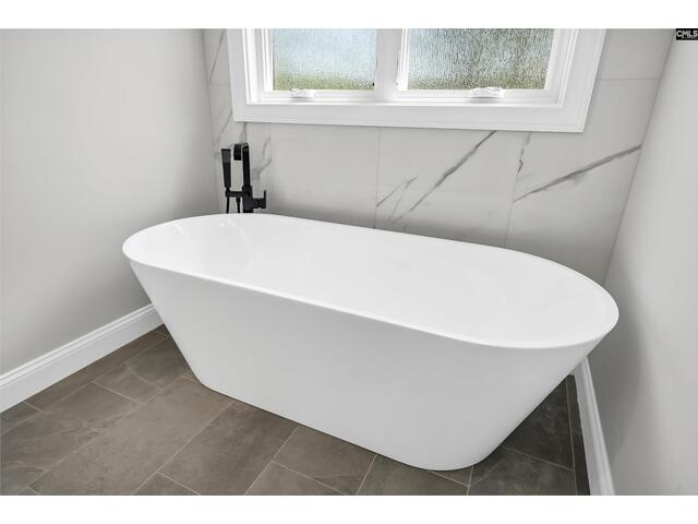 Photo of 467 Greenetree Lane