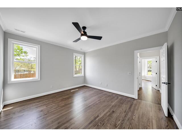 Photo of 467 Greenetree Lane