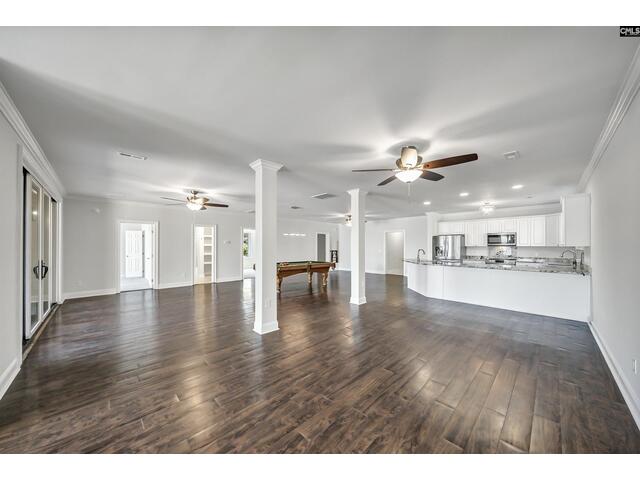 Photo of 467 Greenetree Lane