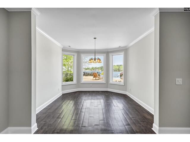 Photo of 467 Greenetree Lane