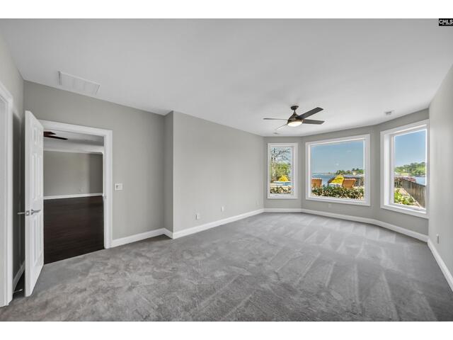 Photo of 467 Greenetree Lane