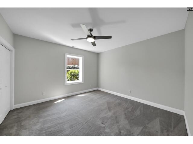 Photo of 467 Greenetree Lane