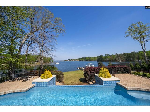 Photo of 467 Greenetree Lane