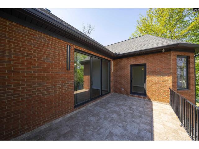 Photo of 467 Greenetree Lane