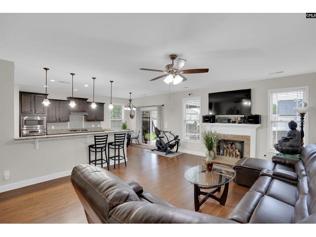 Photo of 178 Greenbank Drive