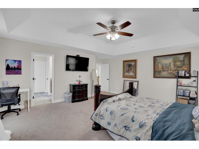 Photo of 178 Greenbank Drive