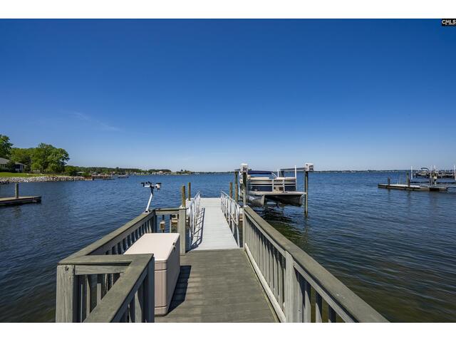 Photo of 305 Marina Court Photo of 305 Marina Court