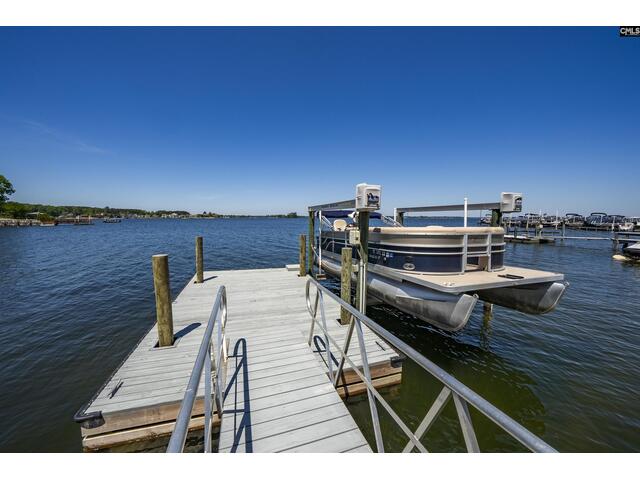 Photo of 305 Marina Court Photo of 305 Marina Court