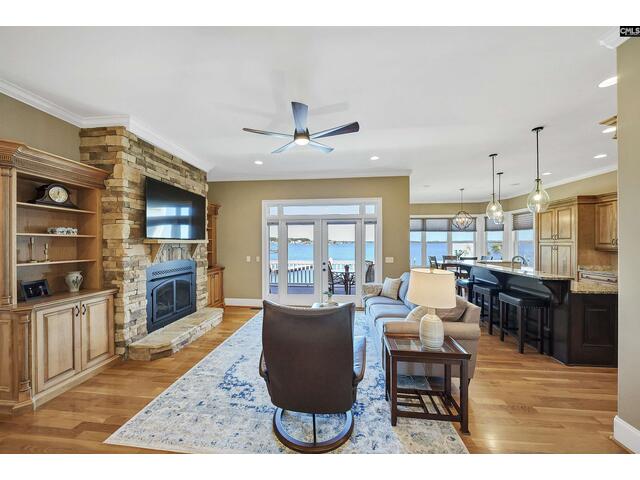 Photo of 305 Marina Court Photo of 305 Marina Court
