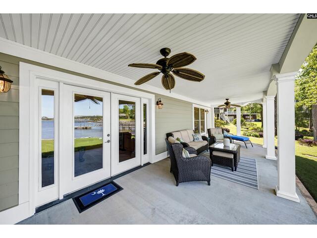 Photo of 305 Marina Court Photo of 305 Marina Court