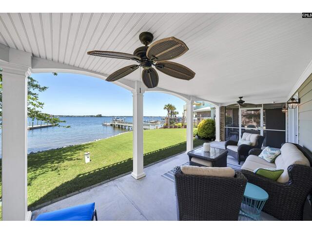 Photo of 305 Marina Court Photo of 305 Marina Court