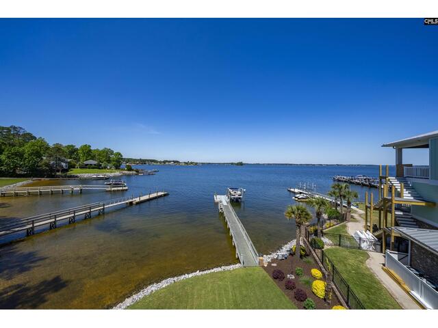 Photo of 305 Marina Court Photo of 305 Marina Court