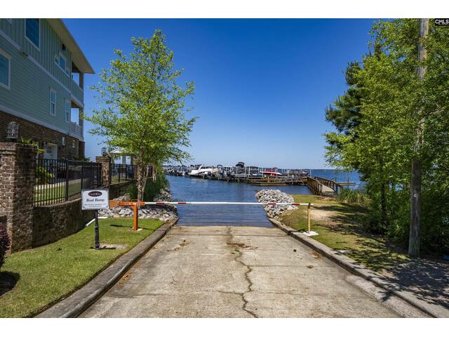 Photo of 305 Marina Court Photo of 305 Marina Court
