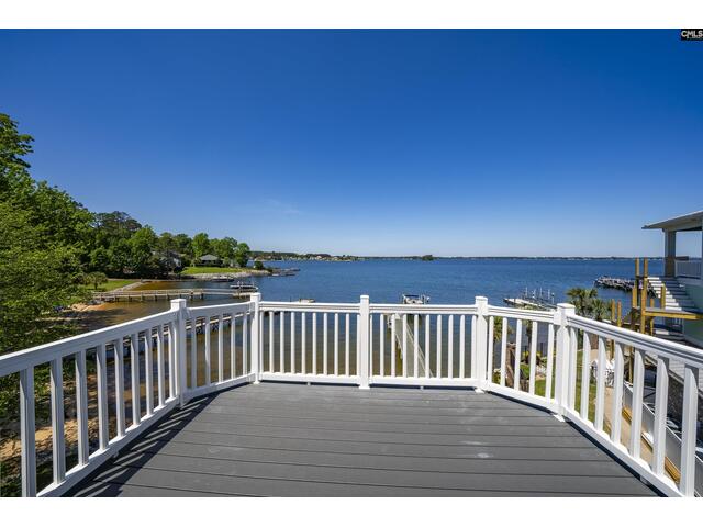 Photo of 305 Marina Court Photo of 305 Marina Court
