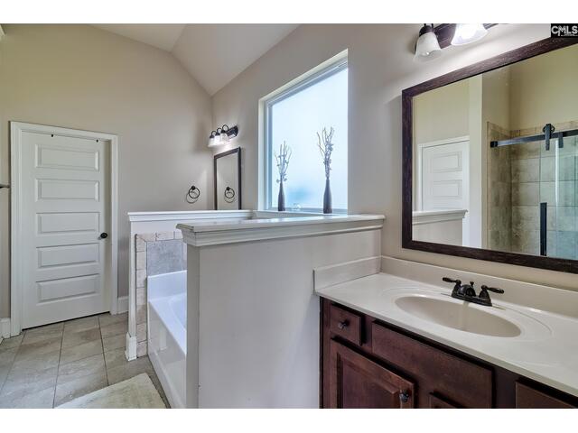 Photo of 606 Meadow Grass Lane