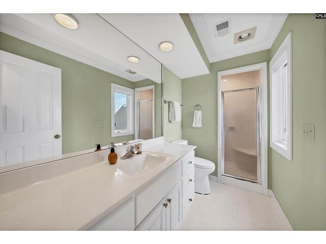 Photo of 318 Lands End Drive Photo of 318 Lands End Drive