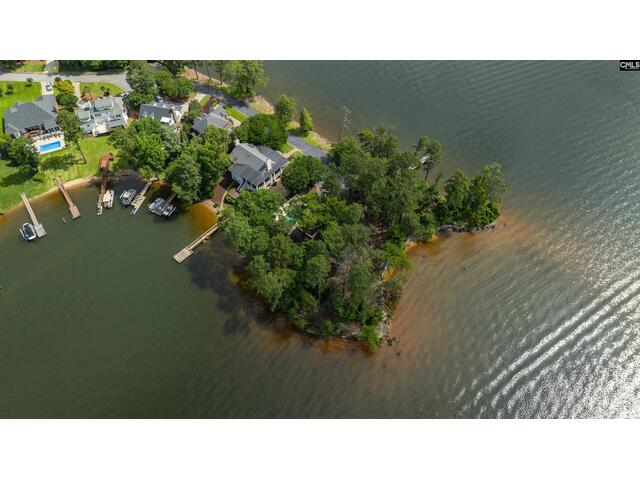 Photo of 318 Lands End Drive Photo of 318 Lands End Drive
