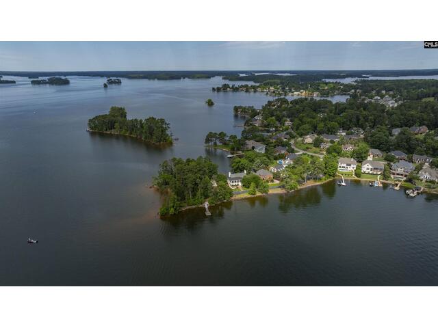 Photo of 318 Lands End Drive Photo of 318 Lands End Drive
